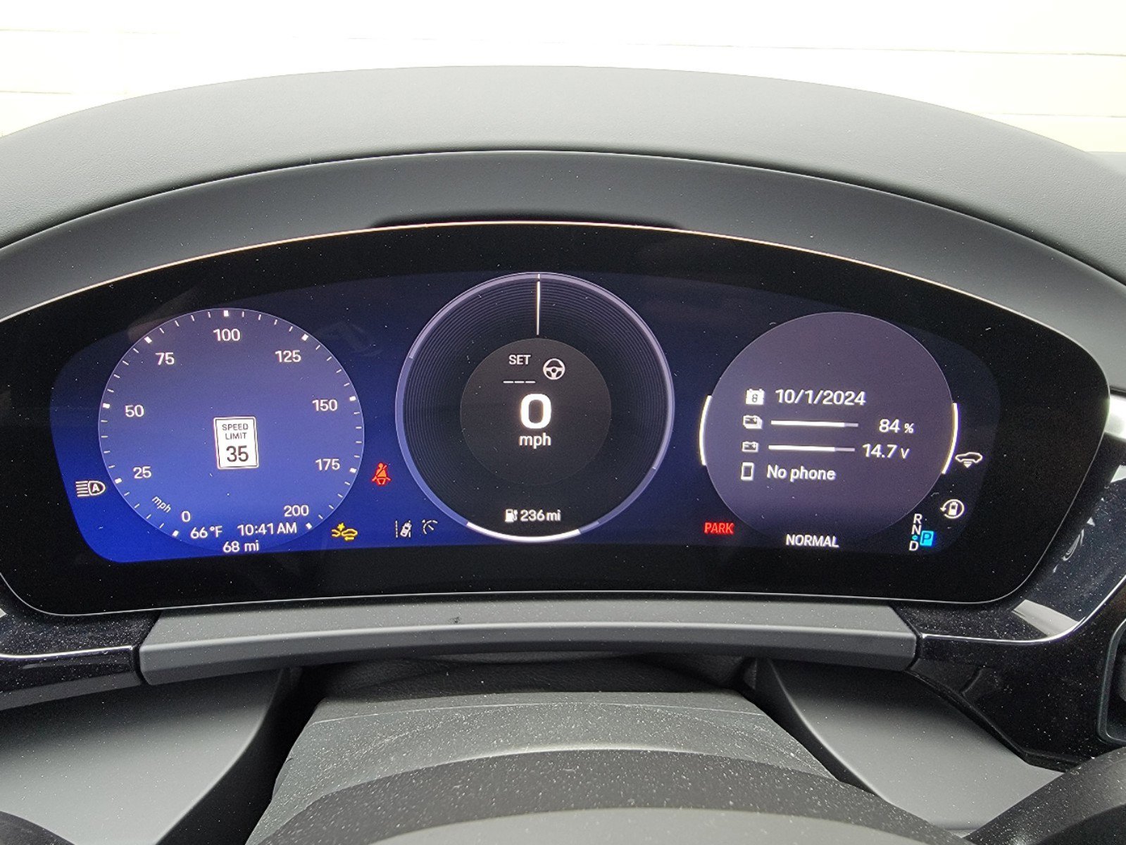 2024 Porsche Macan Electric 4 photo 19