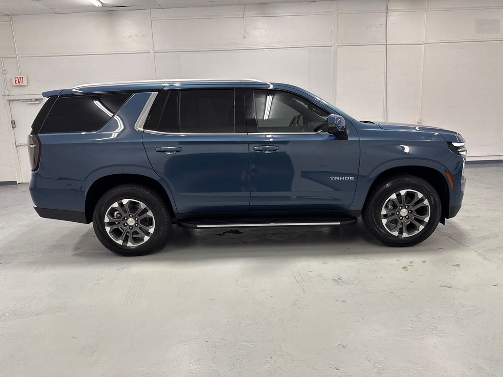 2025 Chevrolet Tahoe LT photo 8