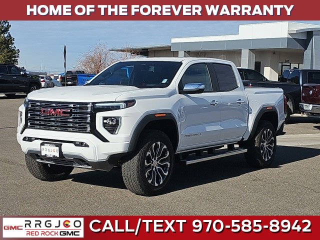 2024 GMC Canyon Denali's photo