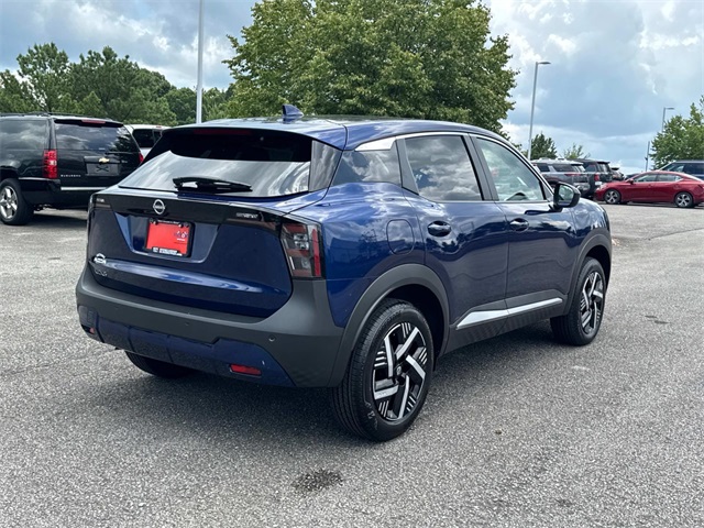 2025 Nissan Kicks SV photo 4