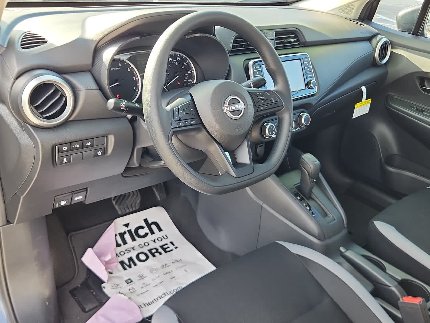 2025 Nissan Versa S photo 11