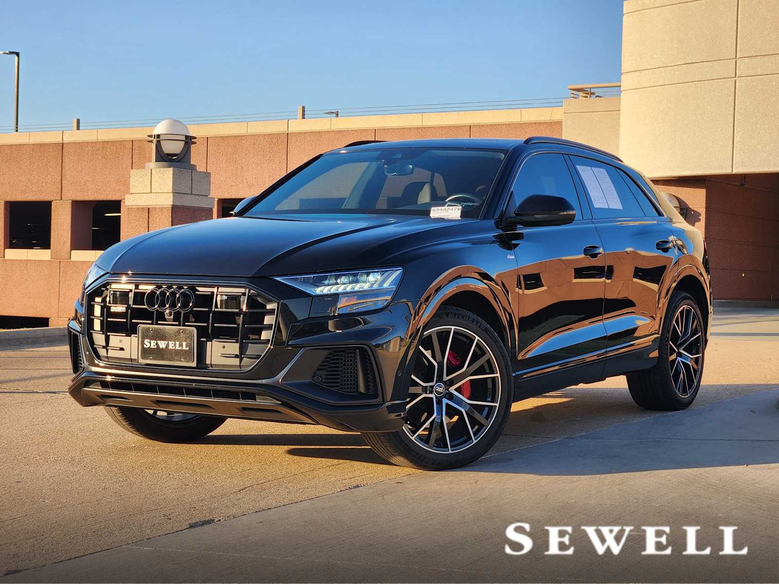 2021 Audi Q8 Premium Plus's photo