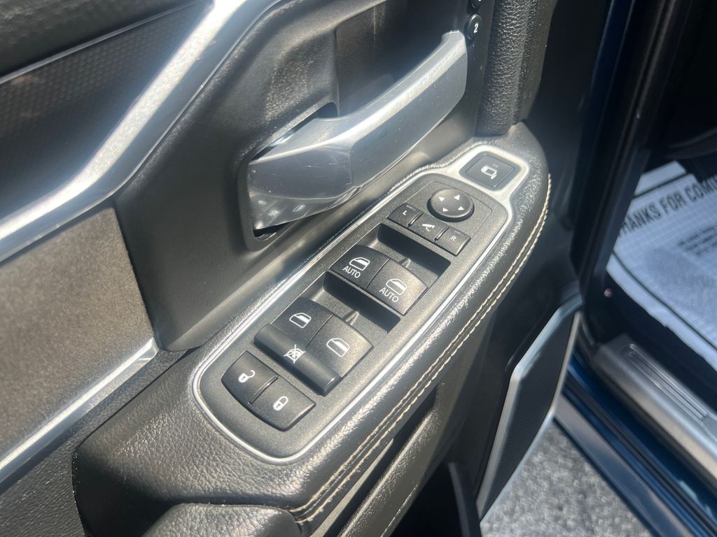2022 Ram 2500 Laramie photo 11