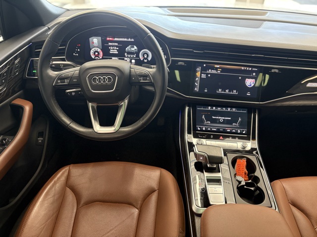 2021 Audi Q8 55 Prestige photo 11