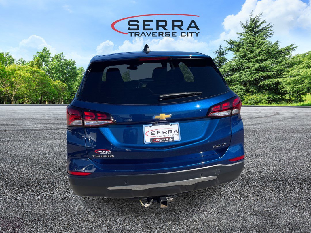 2023 Chevrolet Equinox LT photo 3