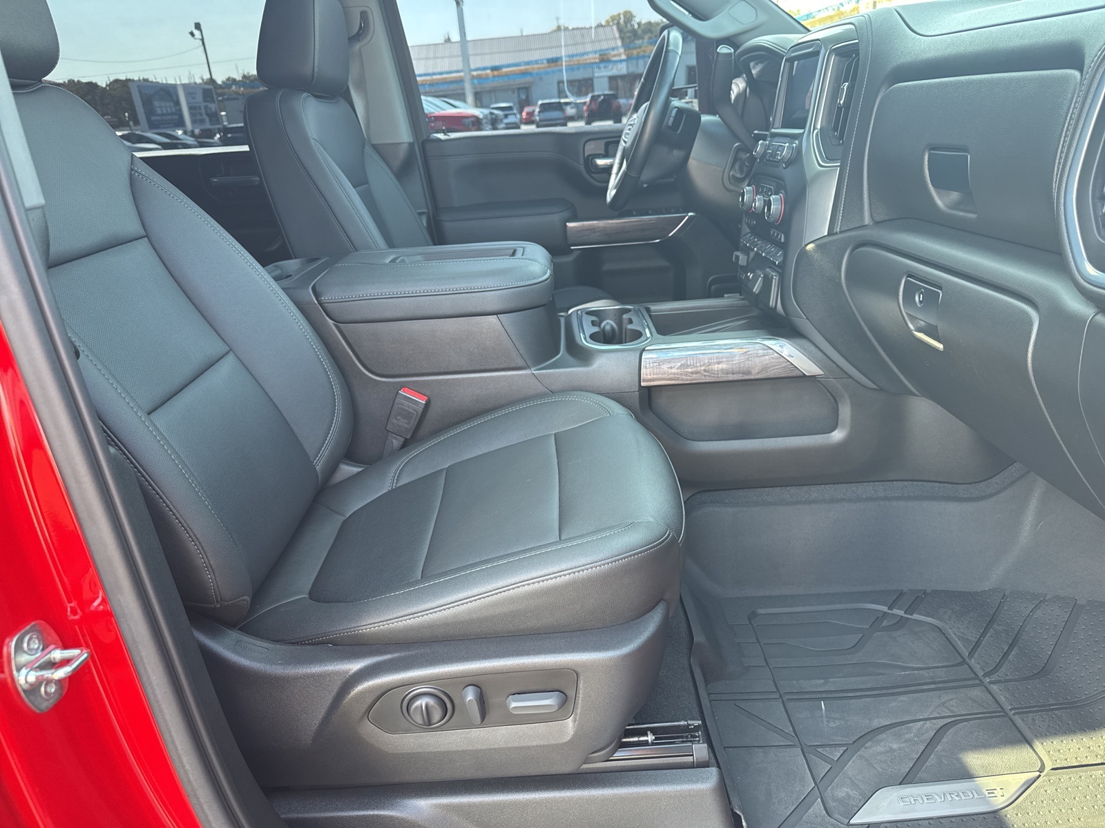 2022 Chevrolet Silverado 2500HD LTZ photo 26