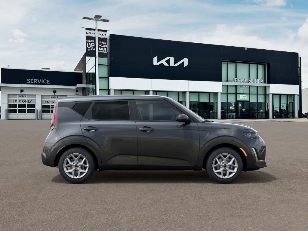 2025 Kia Soul S photo 5