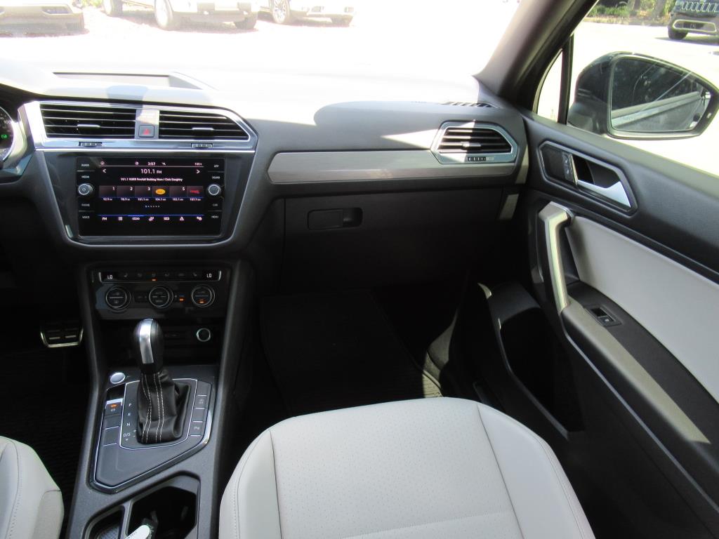 2021 Volkswagen Tiguan SE R-Line Black photo 14