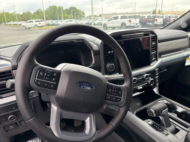 2025 Ford F-150 Lariat photo 5