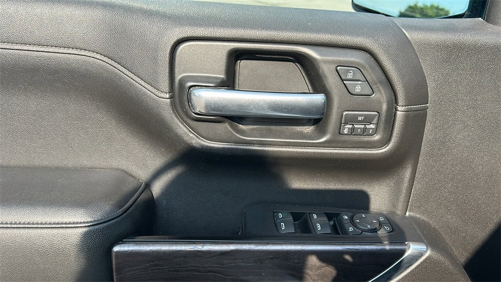 2019 Chevrolet Silverado 1500 LTZ photo 15