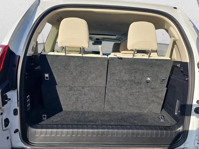 2022 Lexus GX 460 Luxury photo 11