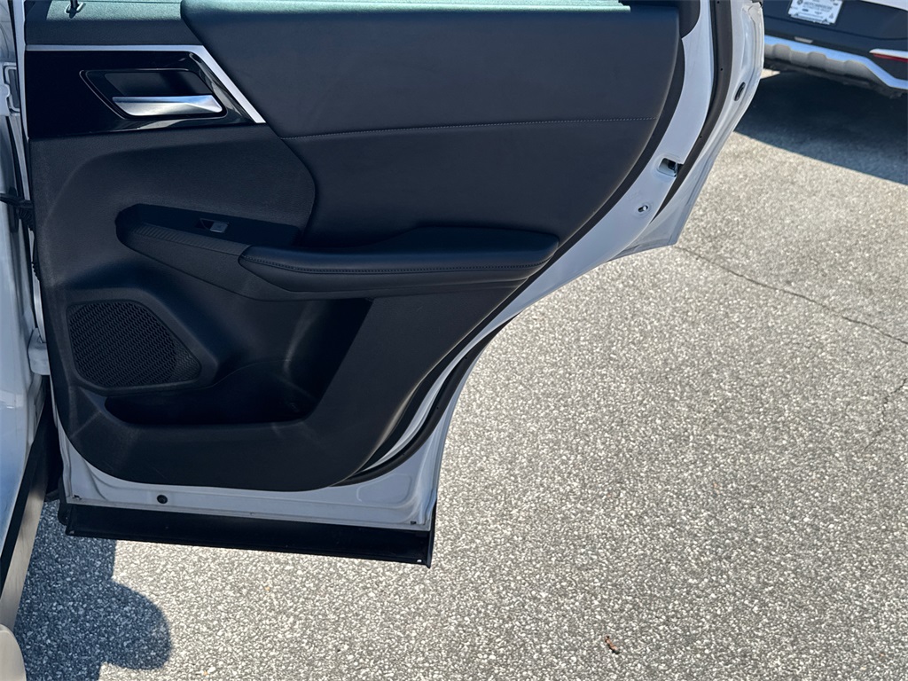 2023 Mitsubishi Outlander SE Black Edition photo 16