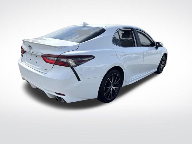 2024 Toyota Camry SE photo 6
