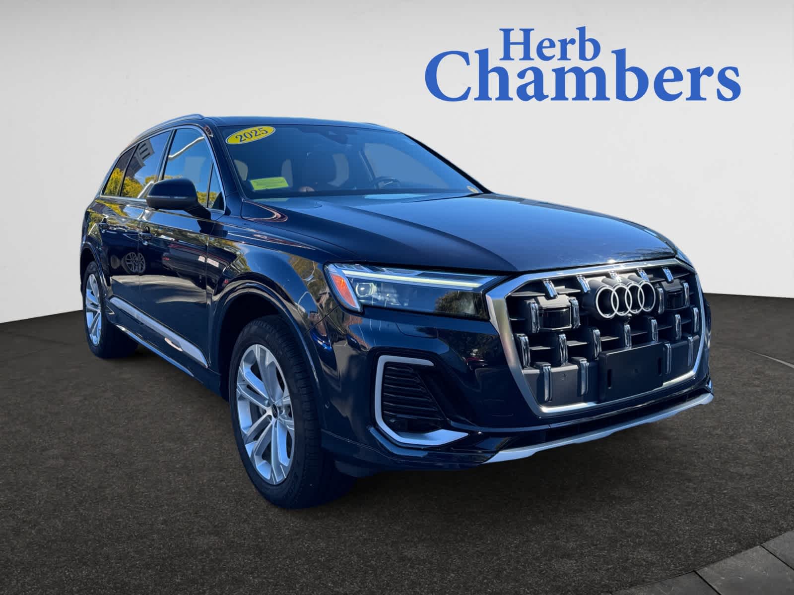 2025 Audi Q7 Premium Plus's photo