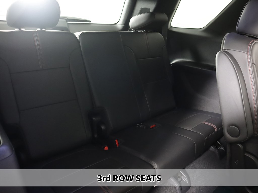 2023 Chevrolet Traverse RS photo 4