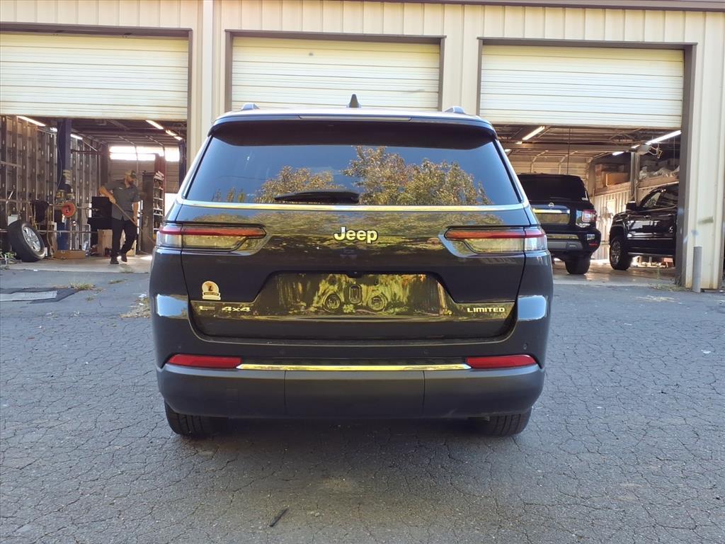 2023 Jeep Grand Cherokee Limited photo 5