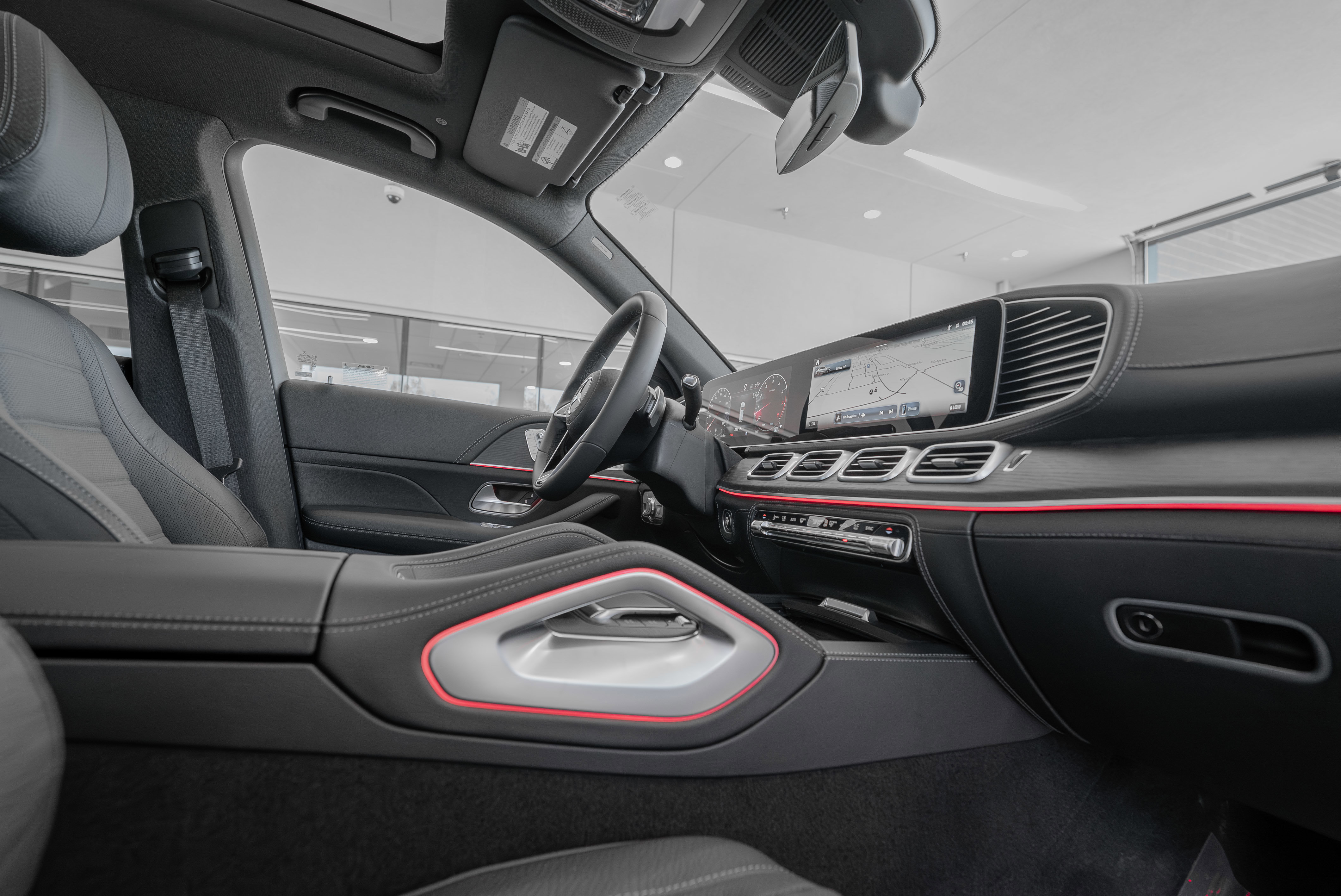 2024 Mercedes Benz GLE 580 4MATIC photo 3