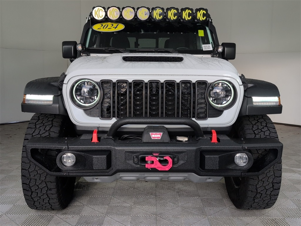 2024 Jeep Gladiator Mojave photo 3