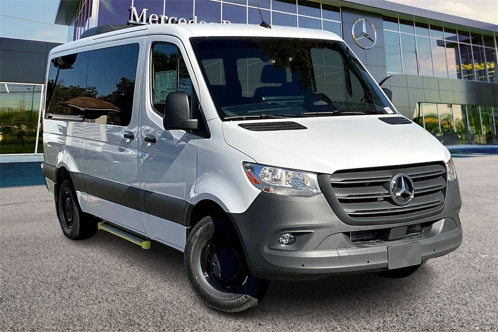 2026 Mercedes-Benz Sprinter Passenger Van Base's photo