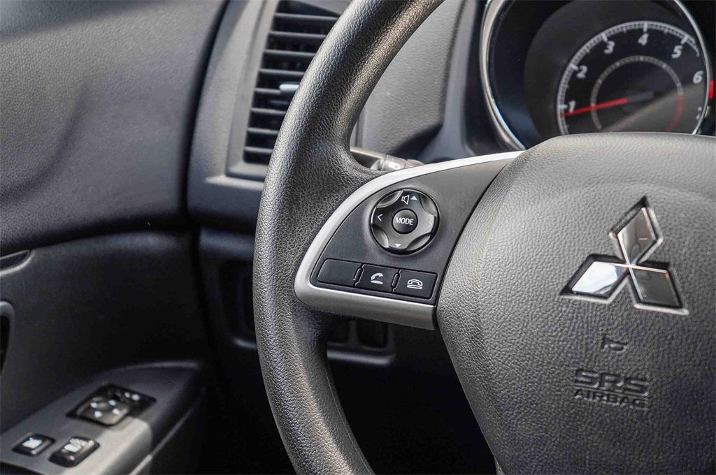 2024 Mitsubishi Outlander Sport ES photo 15