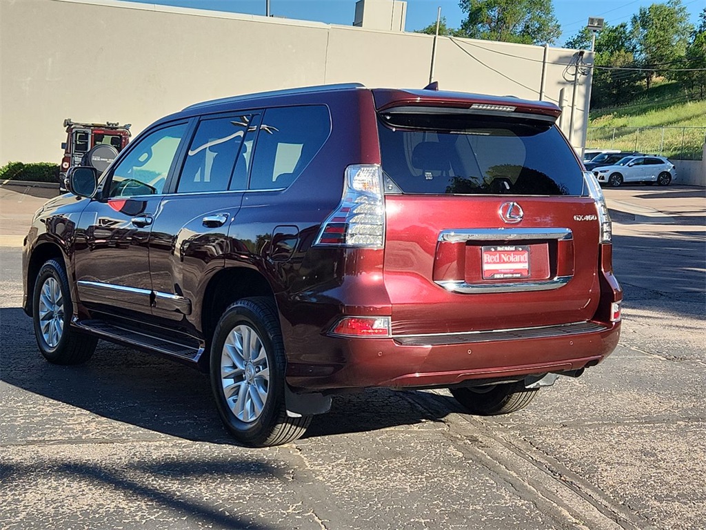 2017 Lexus GX 460 photo 3