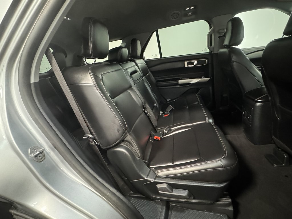 2023 Ford Explorer XLT photo 11