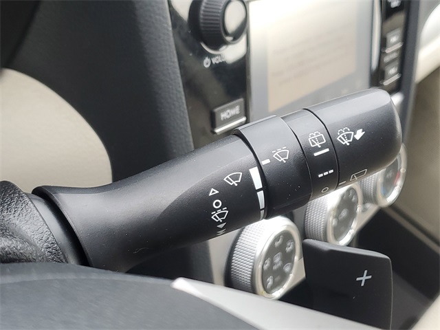 2015 Subaru Impreza 2.0i Premium photo 18