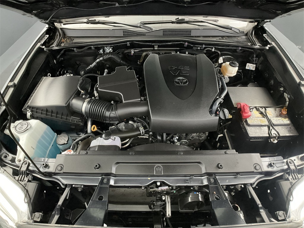 2022 Toyota Tacoma SR5 photo 30