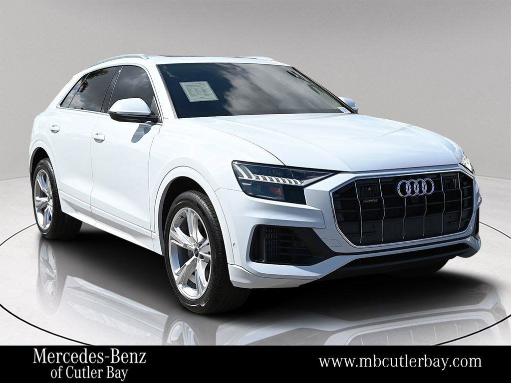 2023 Audi Q8 Premium Plus's photo
