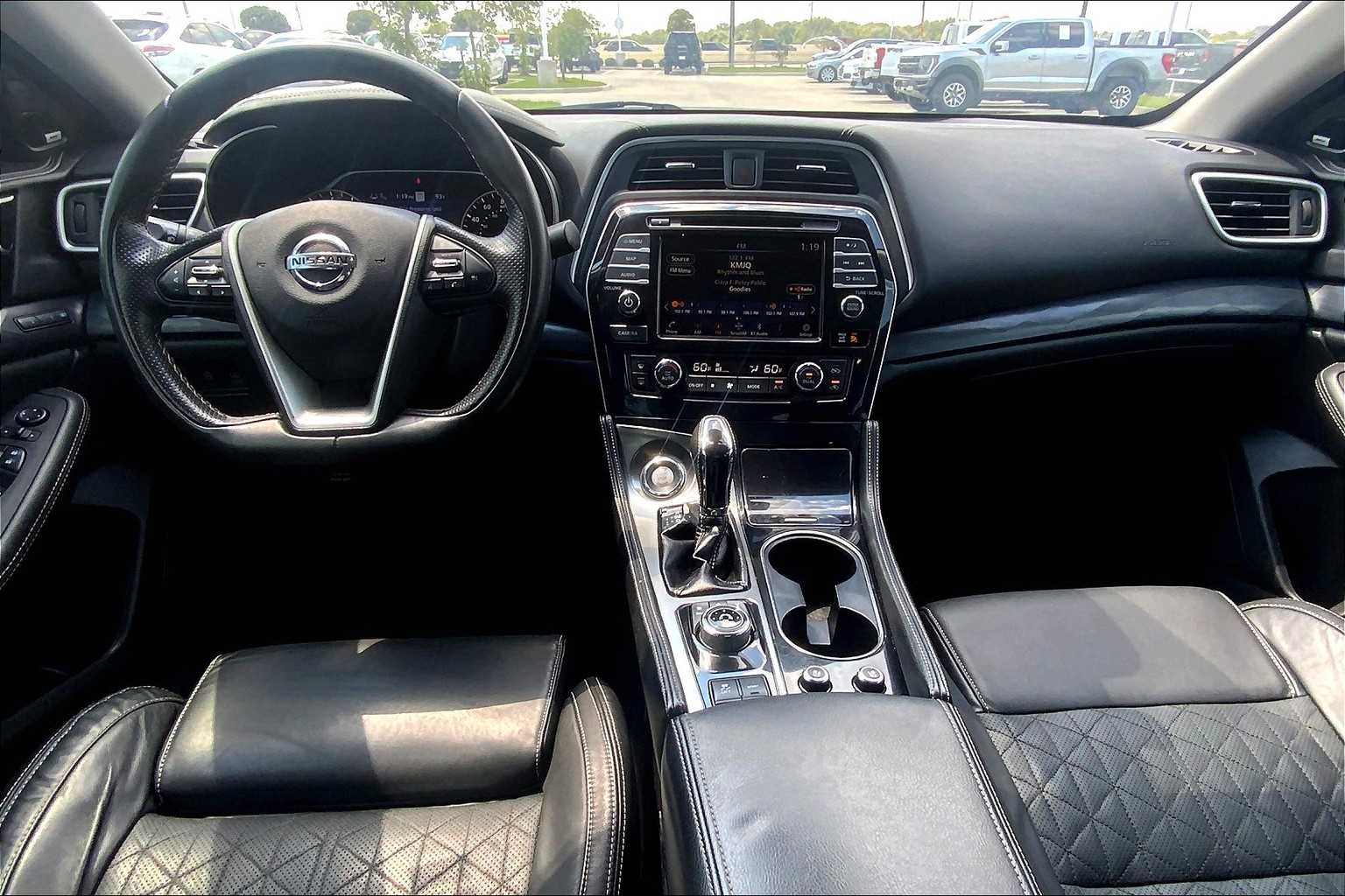 2020 Nissan Maxima Platinum photo 14