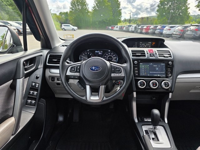 2017 Subaru Forester 2.5i Premium photo 17