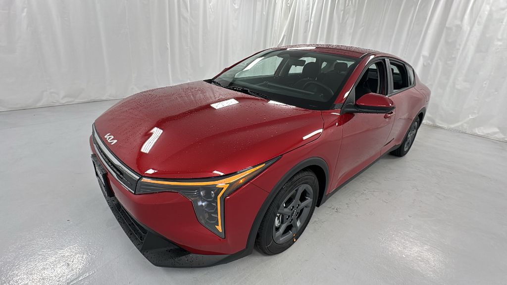 2025 Kia K4 LXS photo 7