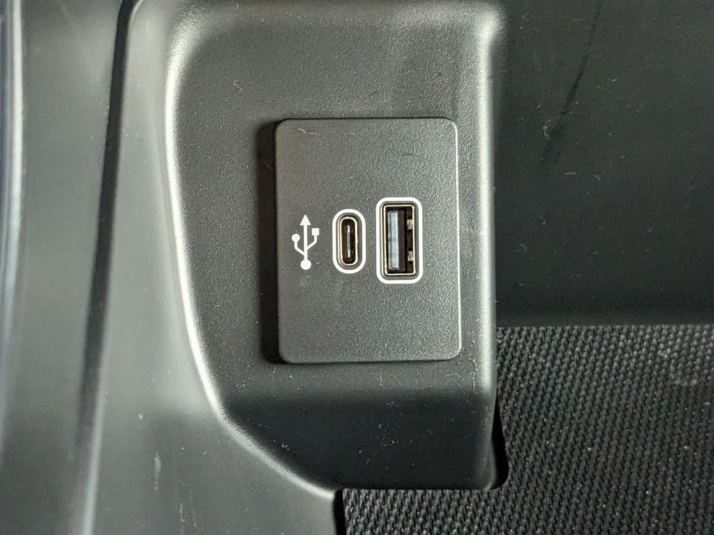 2025 Ford F-150 STX photo 20