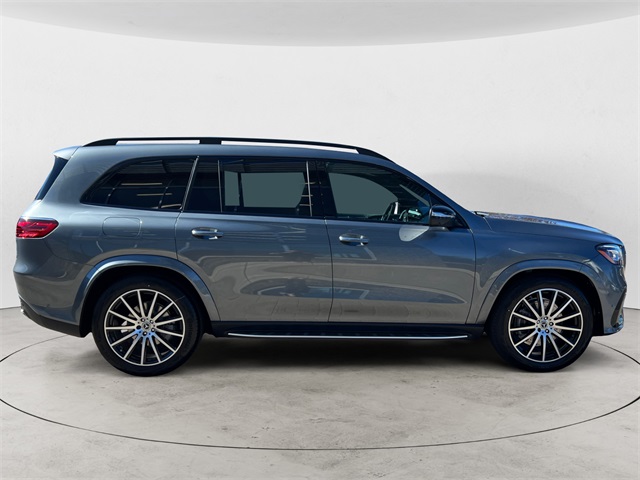 2025 Mercedes Benz GLS 450 4MATIC photo 6