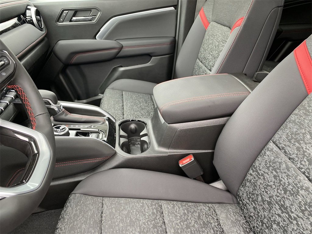 2025 Chevrolet Colorado Z71 photo 23
