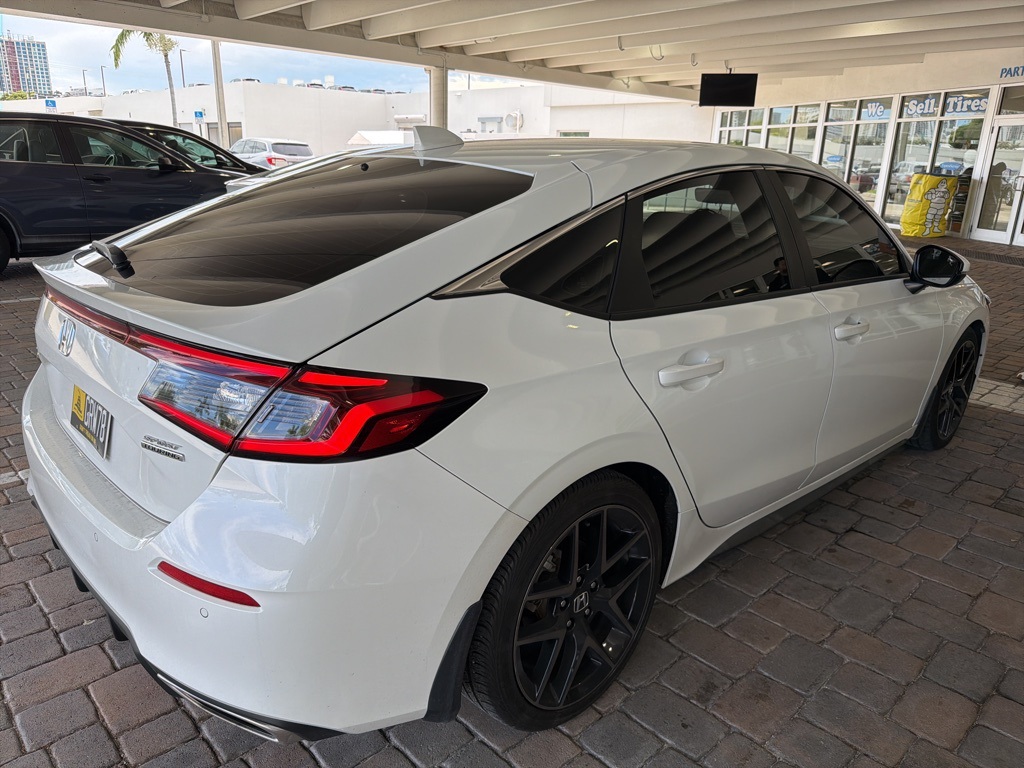 2022 Honda Civic Sport Touring Hatchback photo 4
