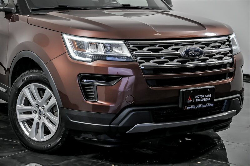 Used 2018 Ford Explorer XLT with VIN 1FM5K8D89JGB91288 for sale in Aurora, IL