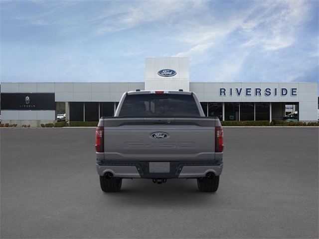 2025 Ford F-150 XLT photo 4