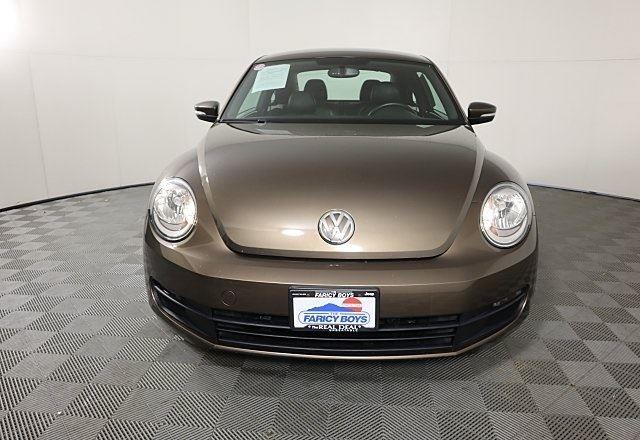 2012 Volkswagen Beetle 2.5L photo 3