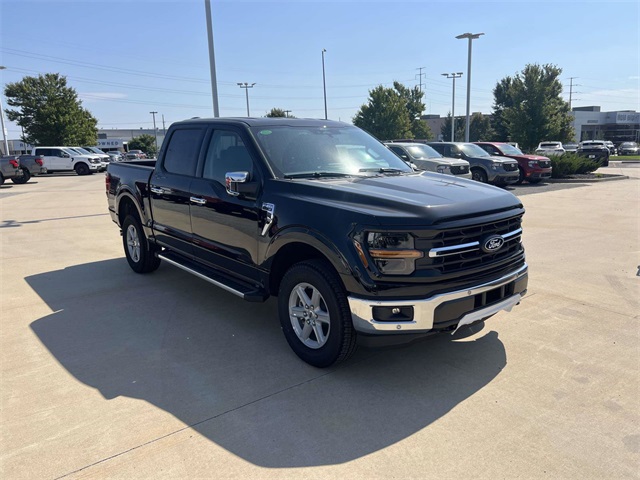 2025 Ford F-150 XLT photo 7