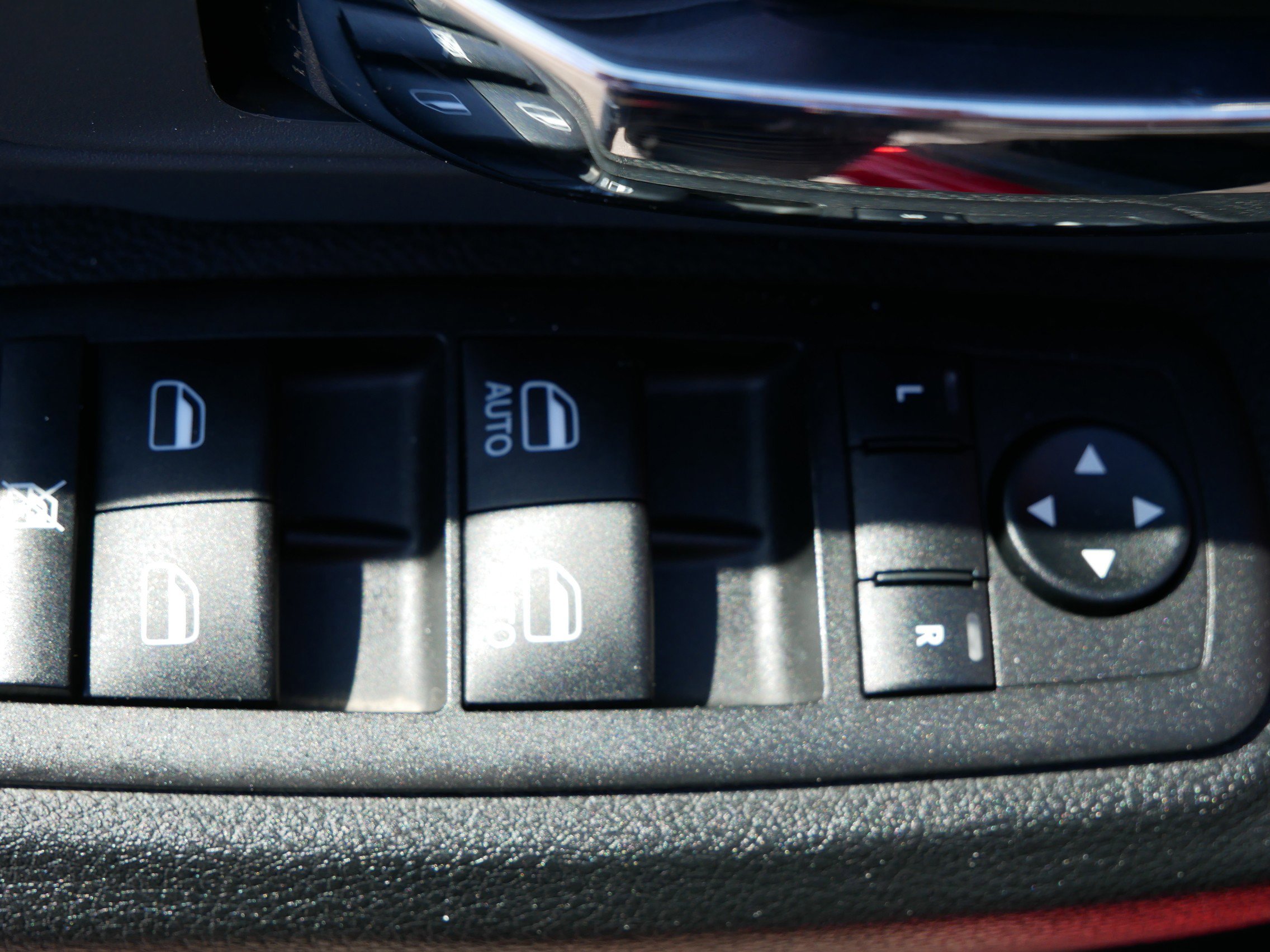 2023 Ram 1500 Classic SLT photo 19