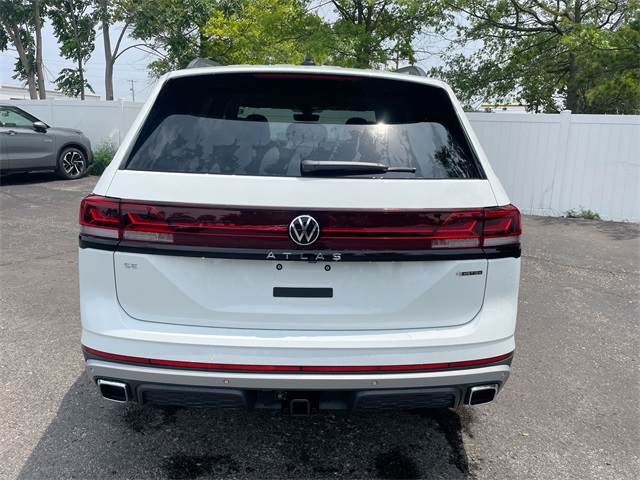 2025 Volkswagen Atlas Peak Edition SE Technology photo 22