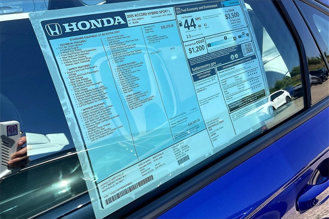 2025 Honda Accord Hybrid Sport-L photo 27