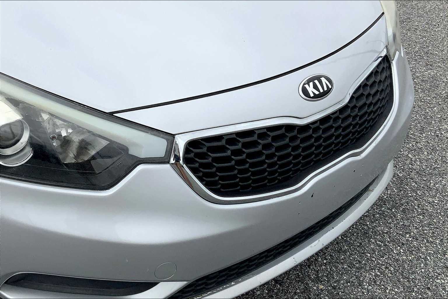 2016 Kia Forte LX photo 26