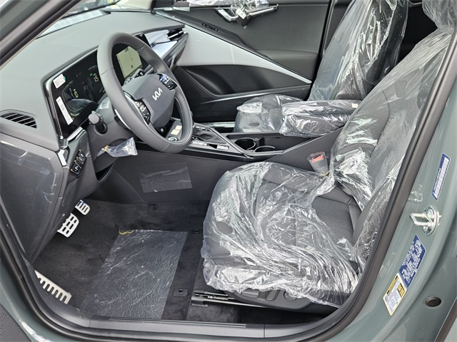 2025 Kia Niro EX Touring photo 3