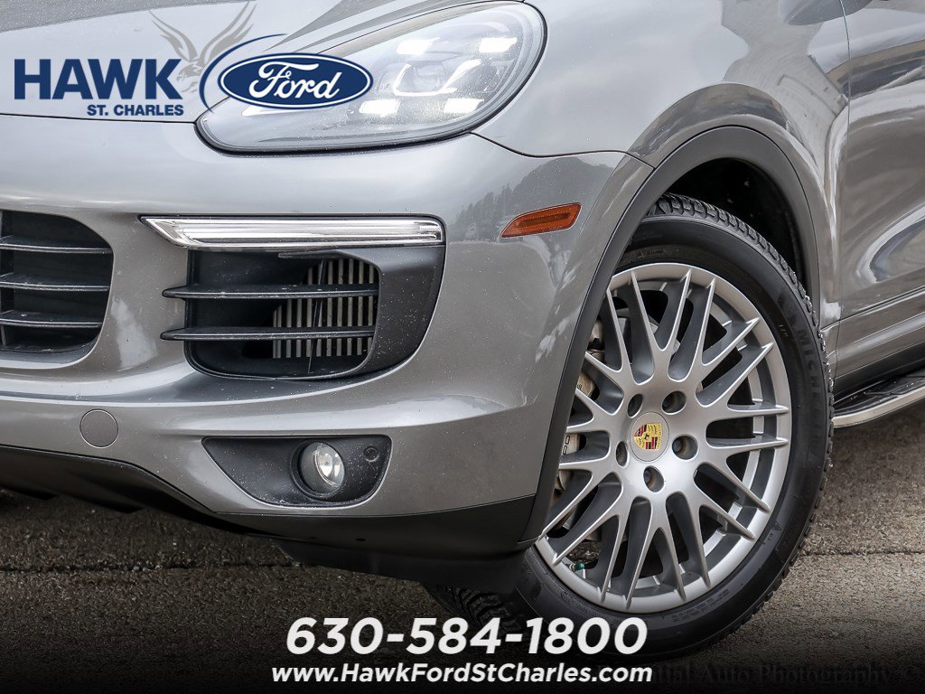 2017 PORSCHE CAYENNE - Image 2