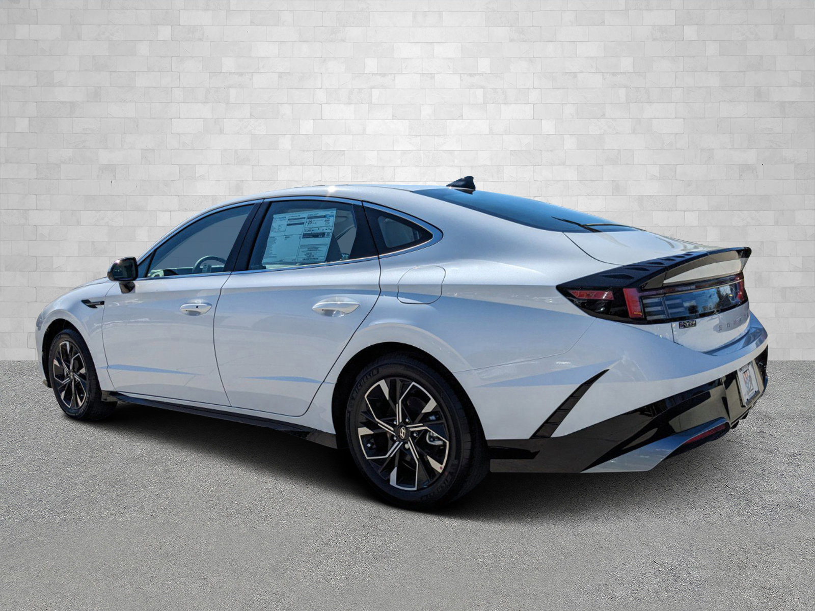 2025 Hyundai Sonata SEL photo 4