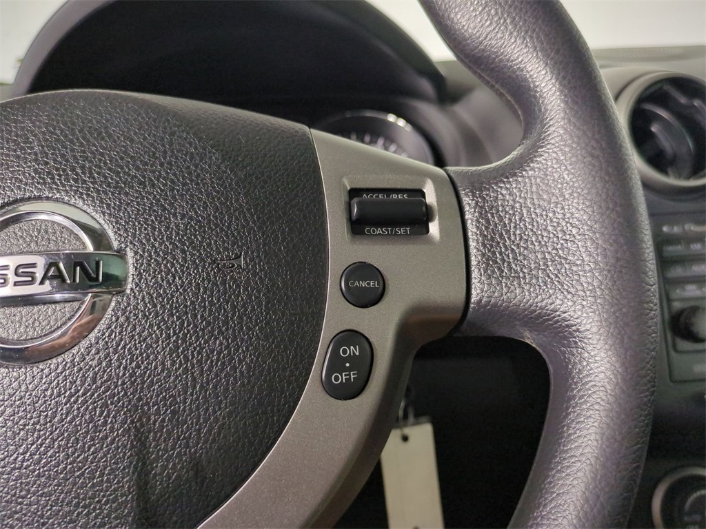 2012 Nissan Rogue SV photo 26
