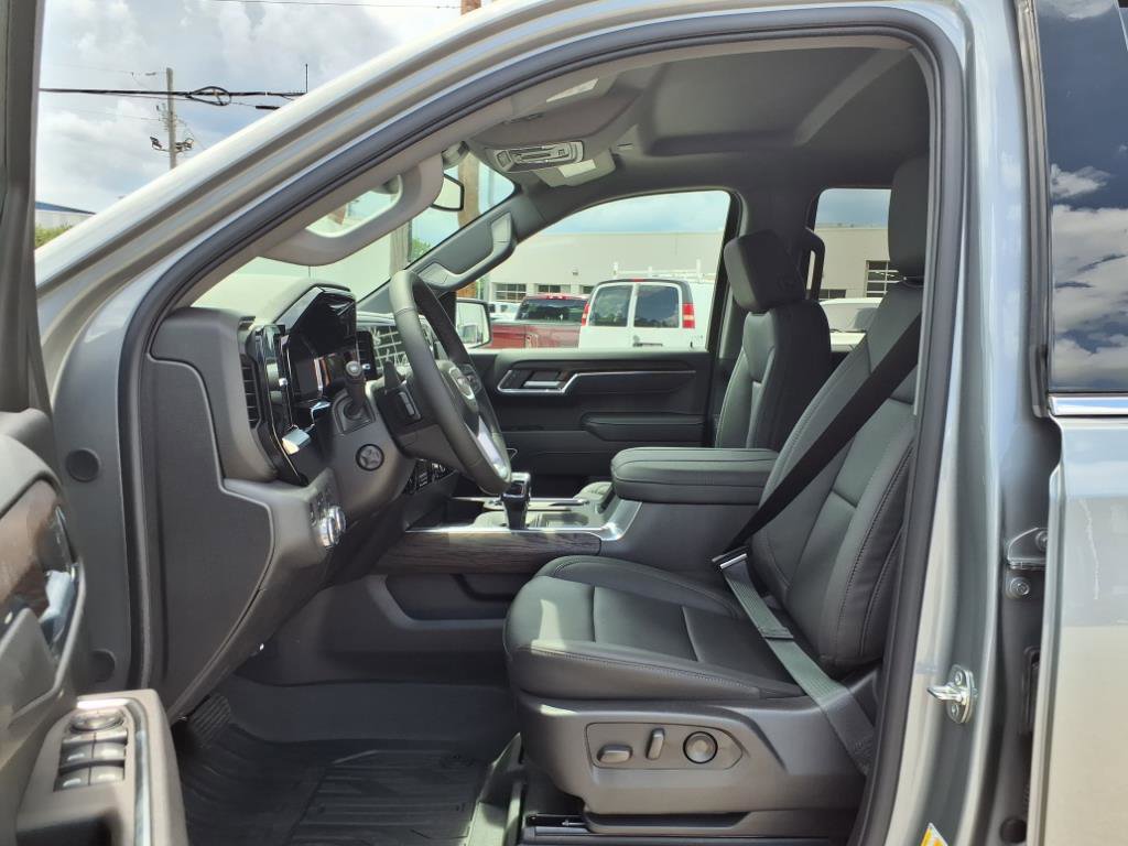 2025 Gmc Sierra SLT photo 18
