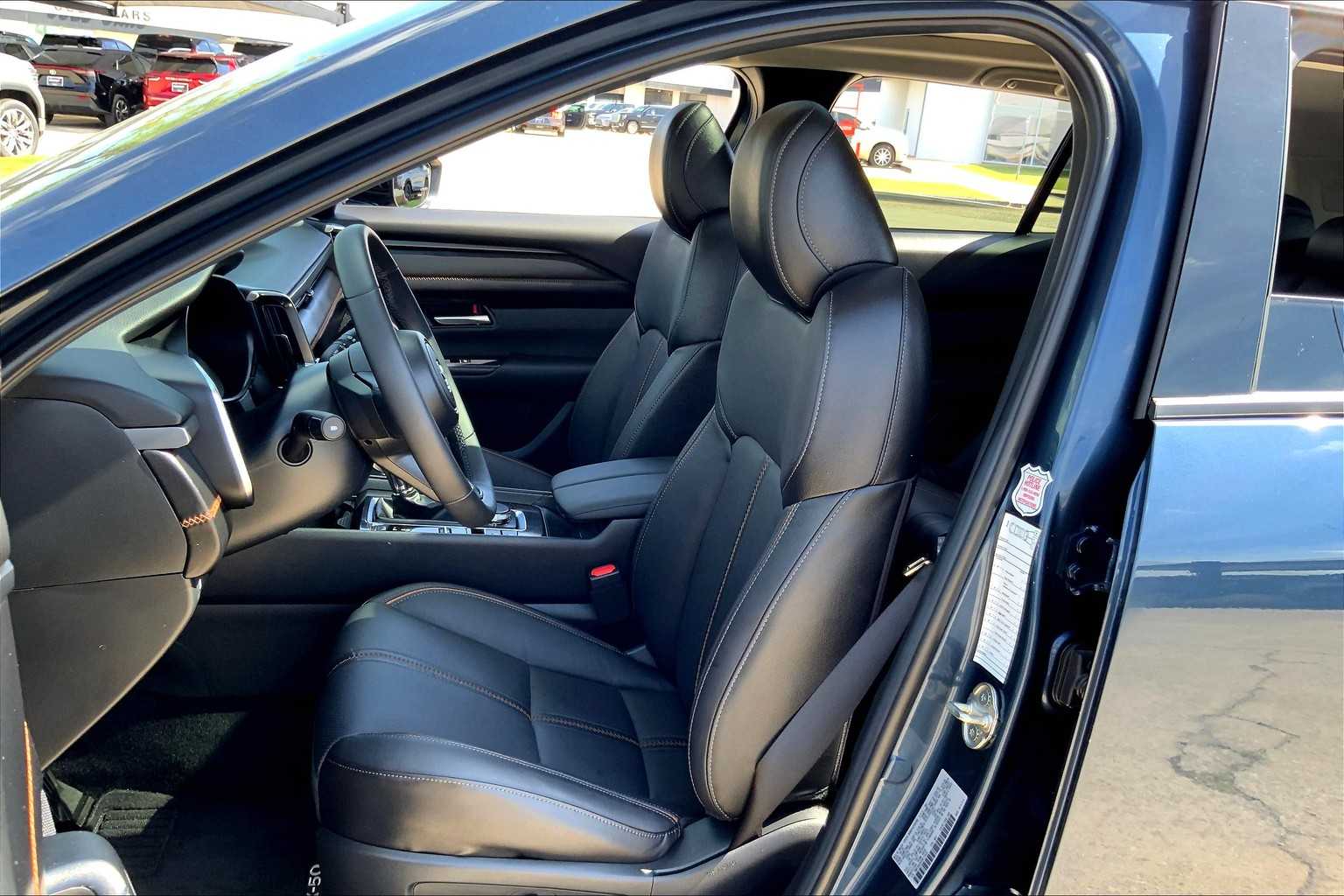 2025 Mazda CX-50 2.5 Premium Plus photo 6